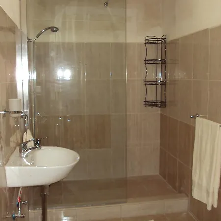 House Apartment *